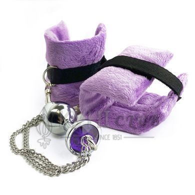 Наручники с металлической анальной пробкой Art of Sex Handcuffs with Metal Anal Plug size M Purple 104163 фото