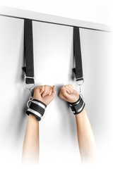 Фиксатор для рук на двери Fetish Tentation Door swing handcuffs 102526 фото